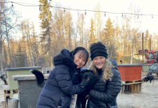 Melinda Xiong ’26 and Catherine Cole ’25